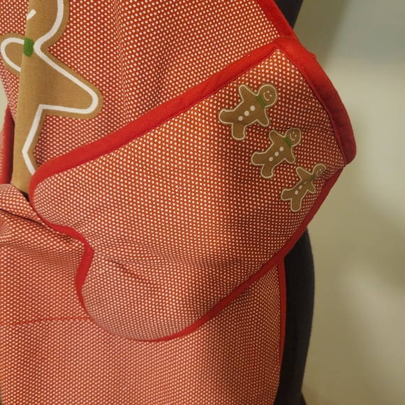 Martha Stewart Kids Holiday Apron Set - Picture 3 of 7